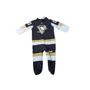 NHL Pittsburgh PENGUINS baby outfit; size, 6-9 Mos, Hockey; NFL